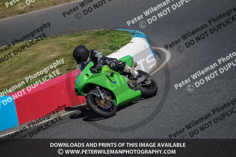enduro digital images;event digital images;eventdigitalimages;mallory park;mallory park photographs;mallory park trackday;mallory park trackday photographs;no limits trackdays;peter wileman photography;racing digital images;trackday digital images;trackday photos